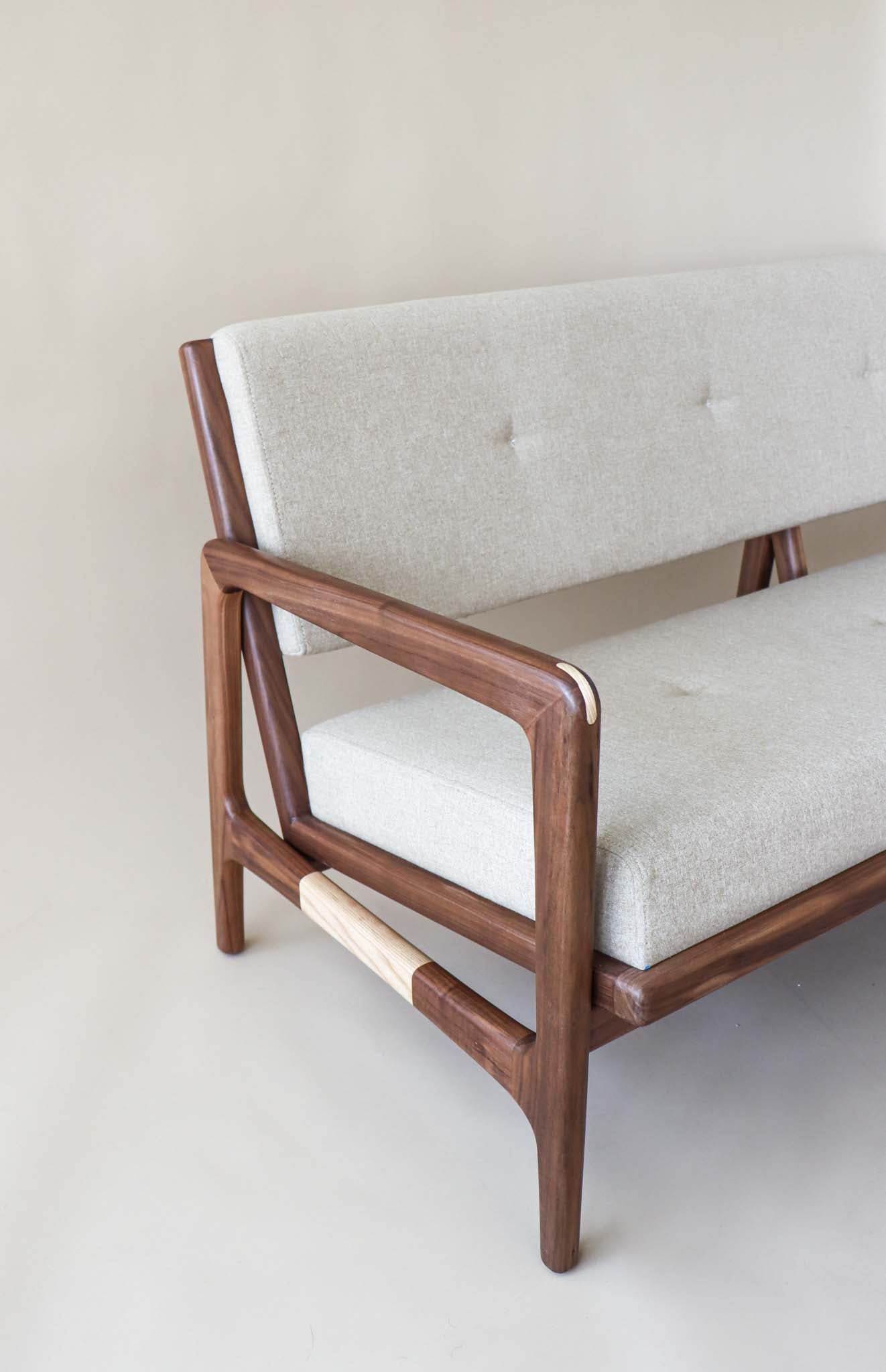 Love Seat Ibis