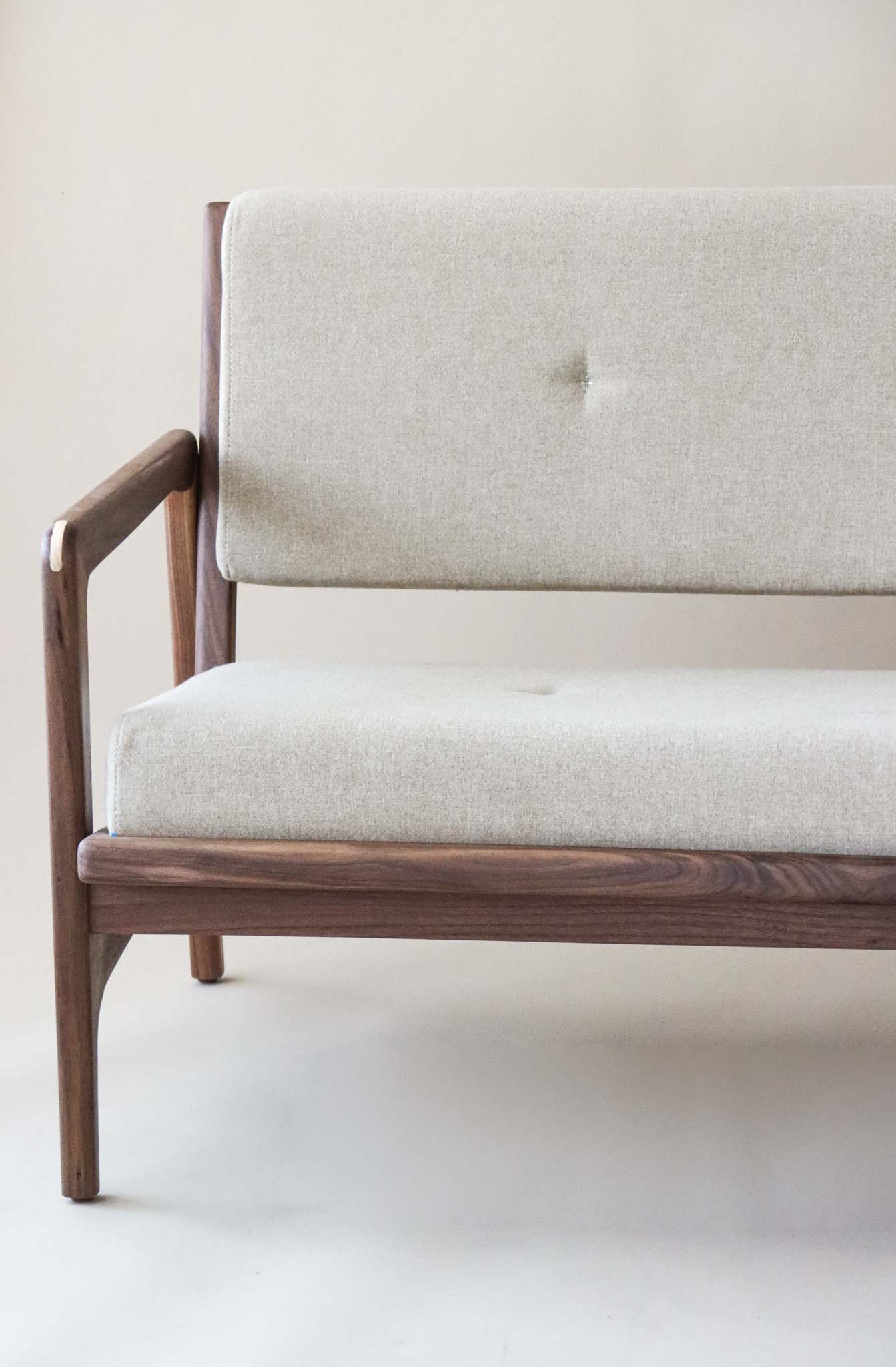 Love Seat Ibis