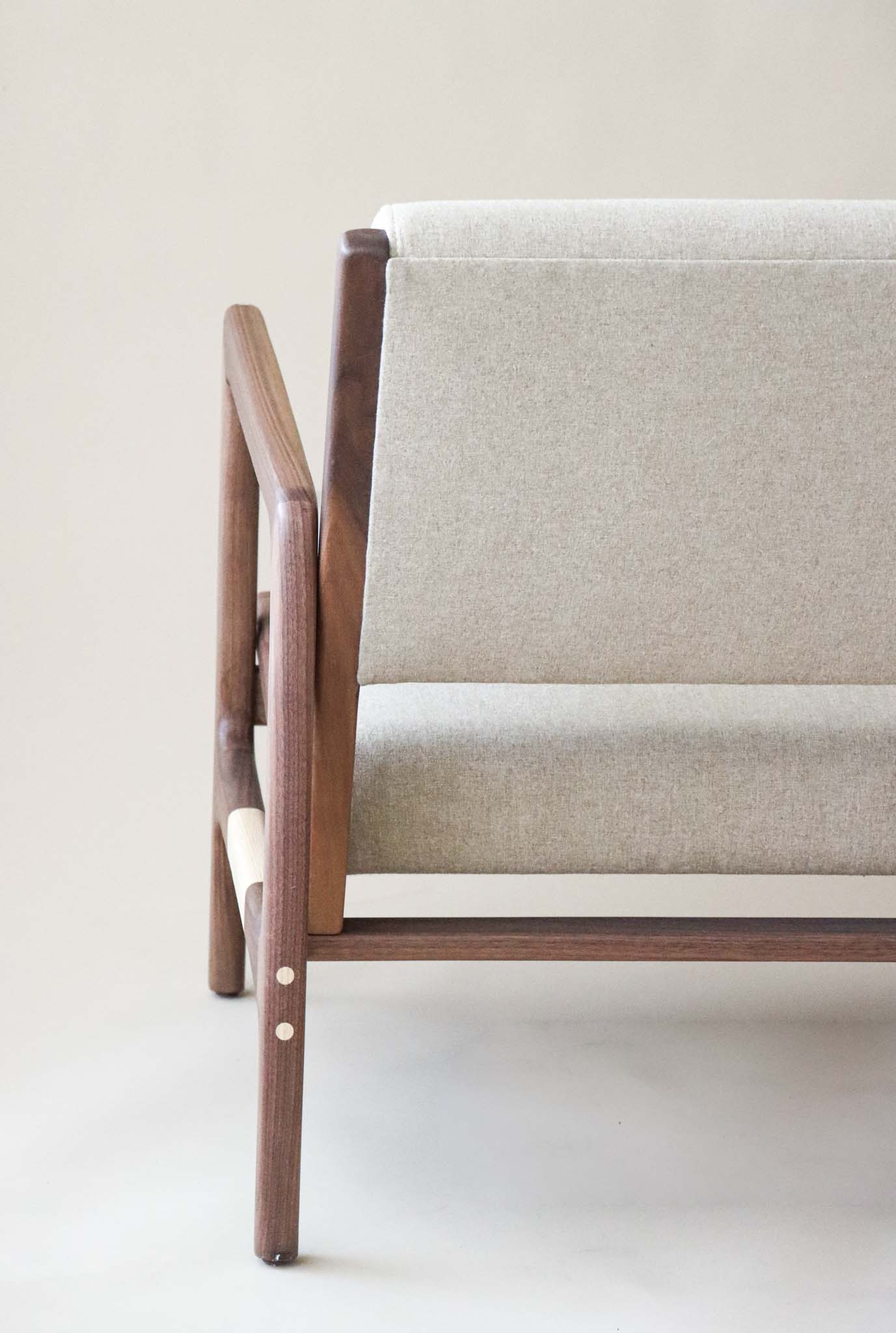 Love Seat Ibis