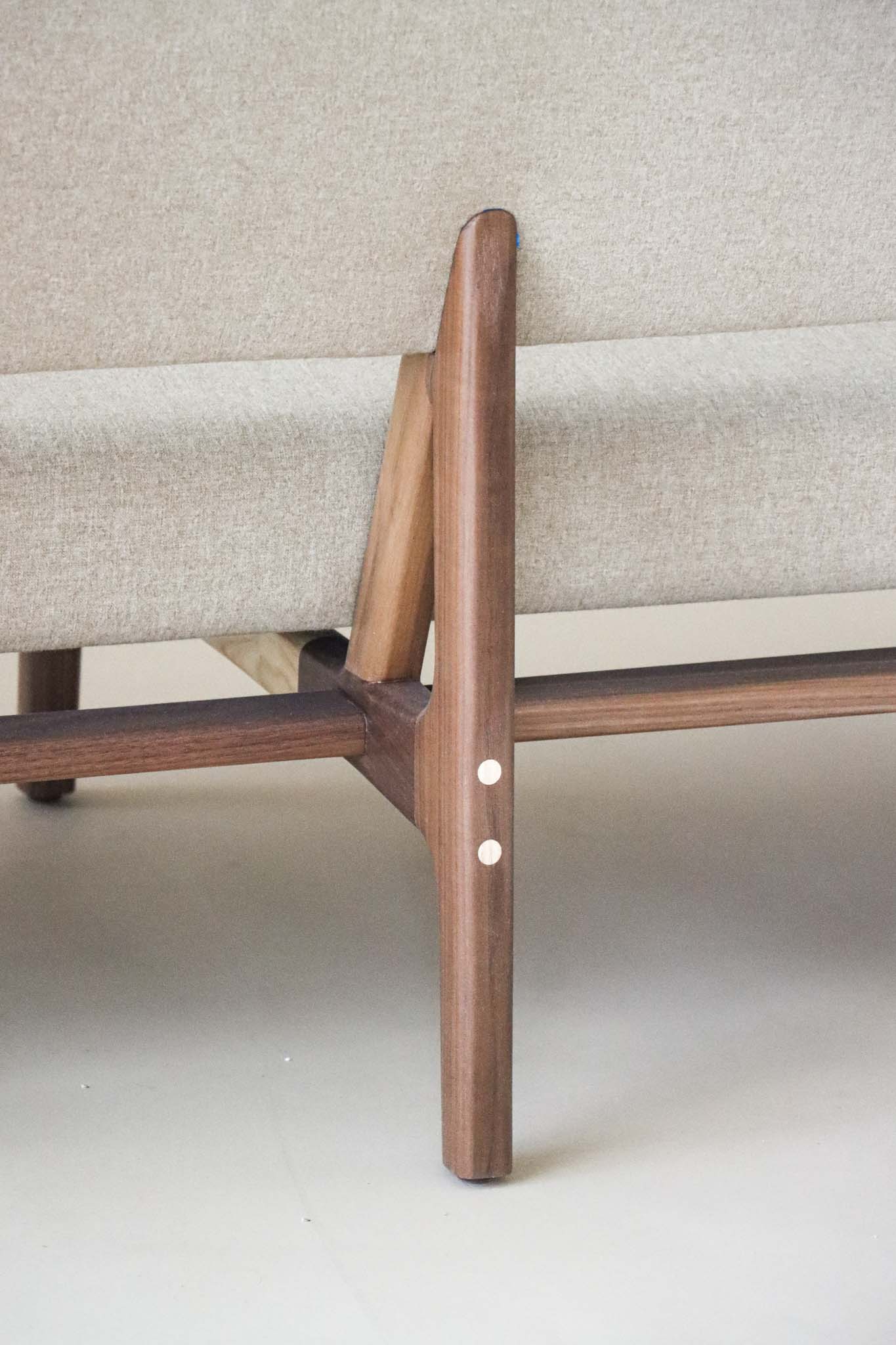 Love Seat Ibis