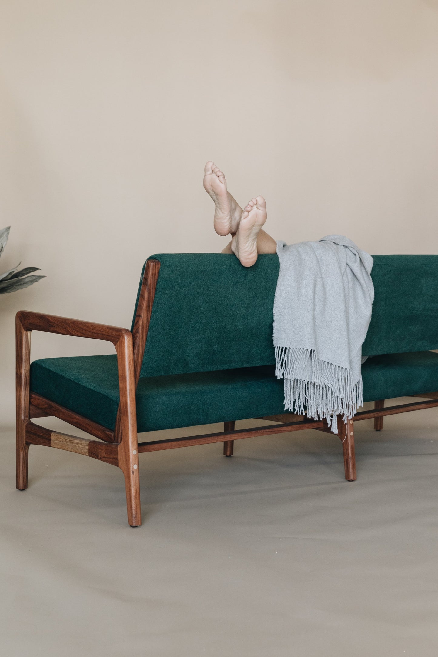 Love Seat Ibis