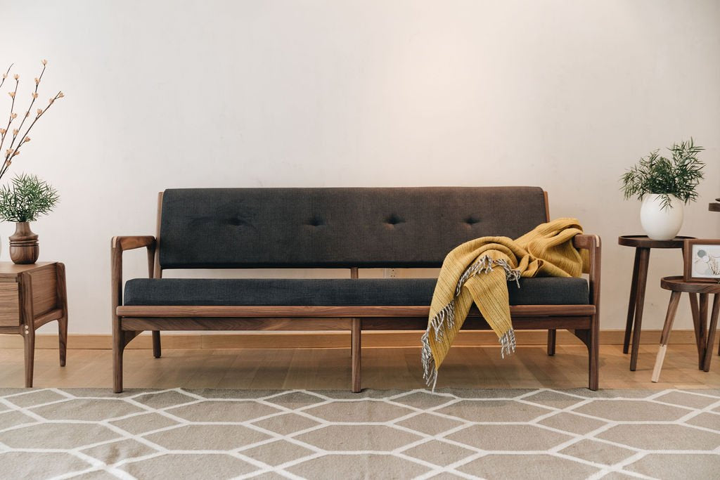 Love Seat Ibis