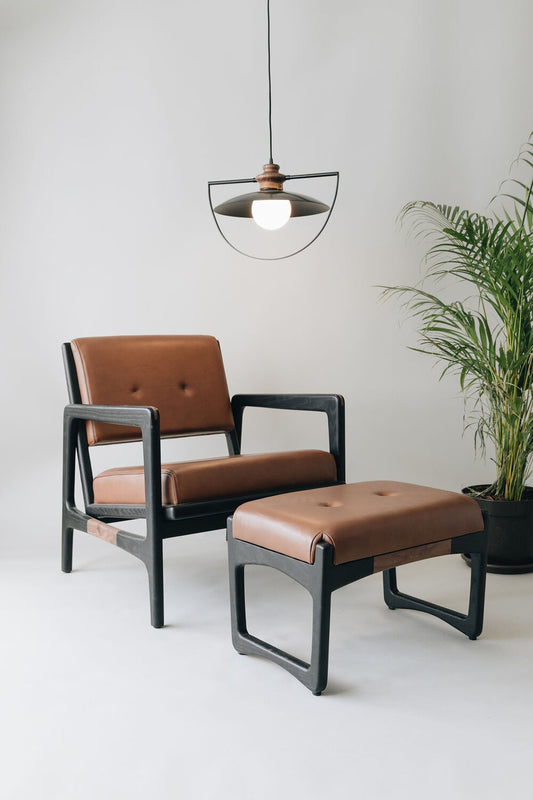 Sillón Alondra Encino negro/piel (1 pieza disponible)