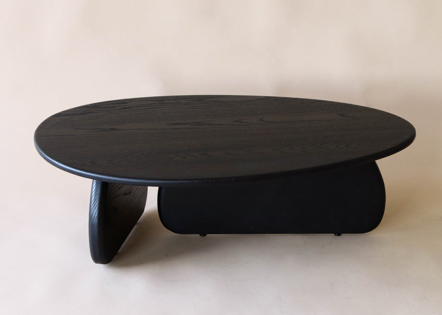 Coffee Table Ninfa Chica Encino Negro (1 pieza disponible)