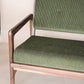 Love Seat Ibis, Nogal - Tela verde (1 pieza disponible)