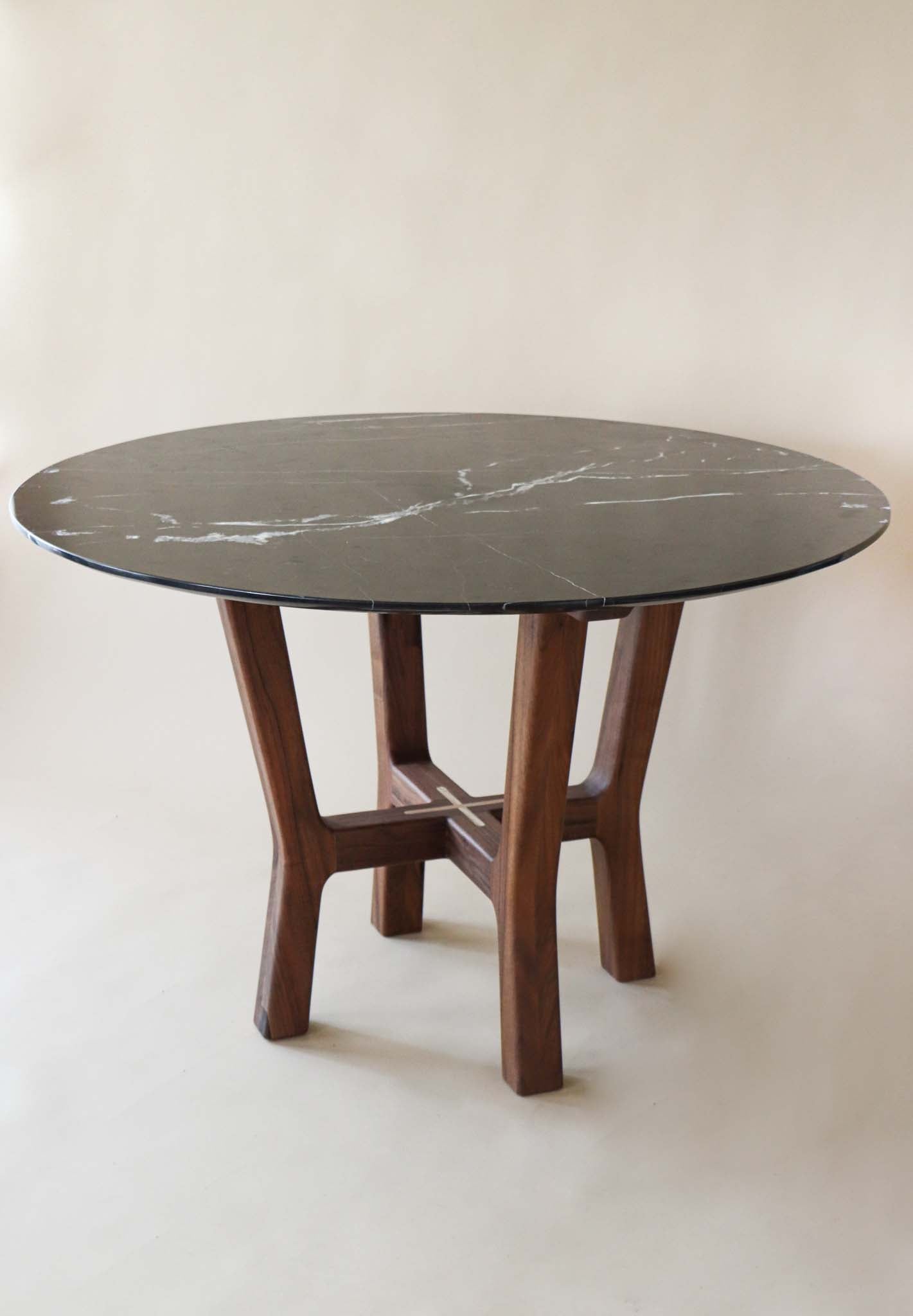 Mesa Mirlo a la medida 120d.