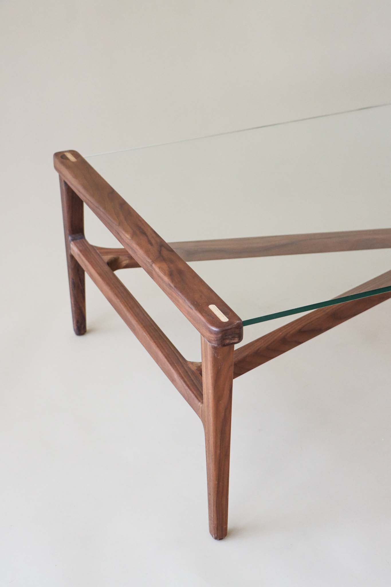 Coffee Table Quetzal