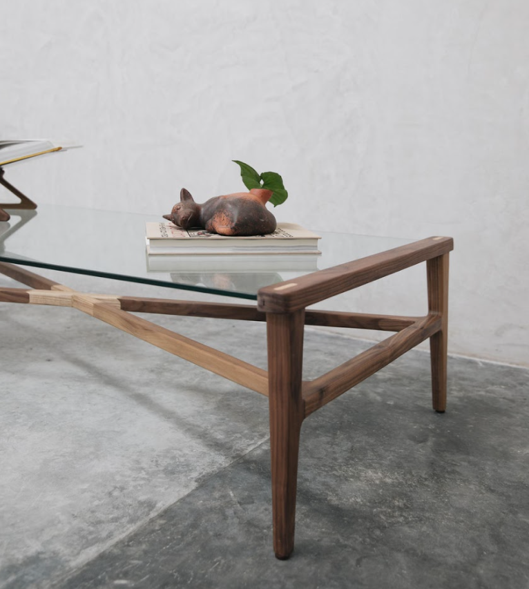 Coffee Table Quetzal